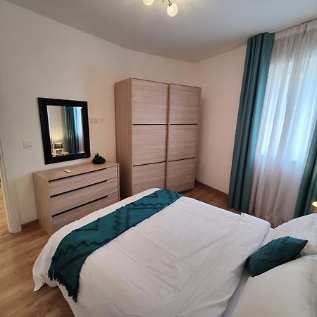 Central Modern Sliema 2 Bedroom Apartment Exteriér fotografie
